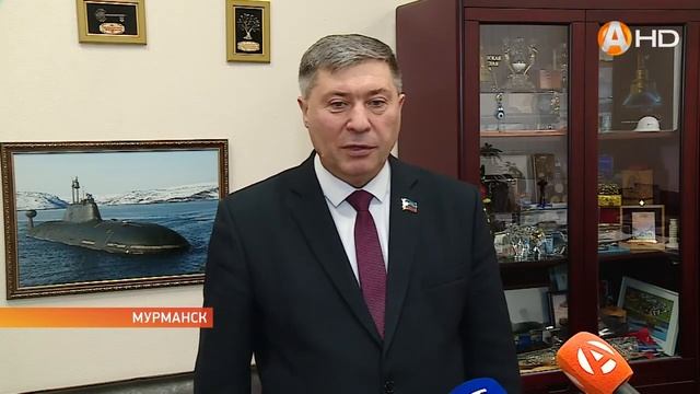 Депутаты Мурманской областной Думы поздравили подводников с профессиональным праздником смотреть онлайн