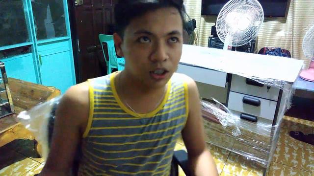 Affordable Office Table and Office Chair смотреть онлайн