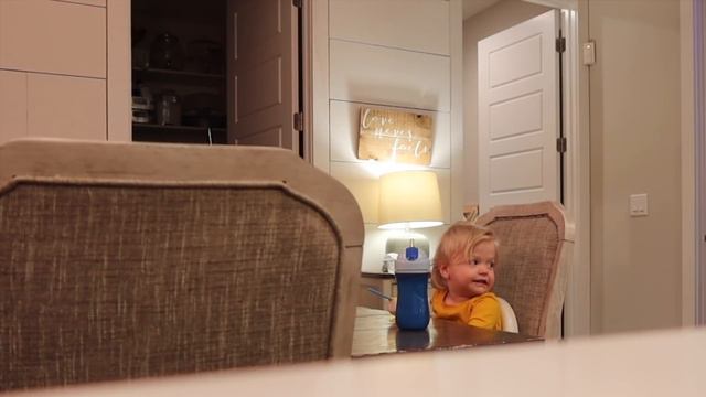 We need to talk about this. | Brad and Rach смотреть онлайн