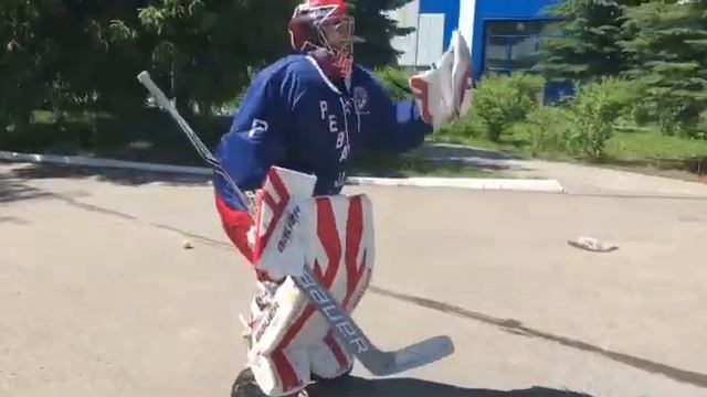 Goalie School.И такое тоже бывает у Вратарей смотреть онлайн