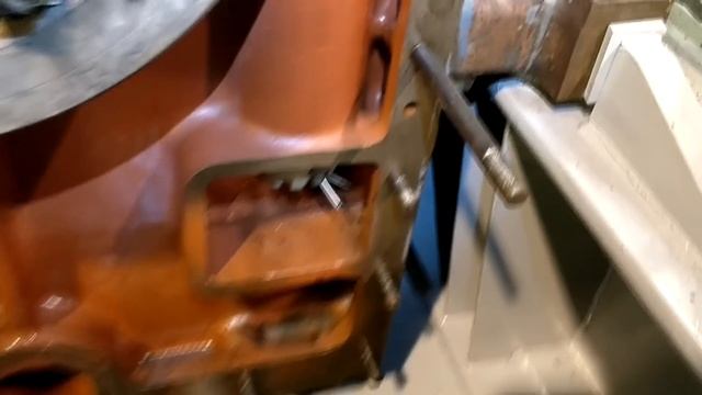 ЖУТЬ! БЛОК ЦИЛИНДРОВ ВЕСОМ 4 ТОННЫ! Установка ч3 смотреть онлайн