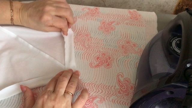 Красивые уголки на трикотажной тунике: обработка без плоскошовной машины смотреть онлайн