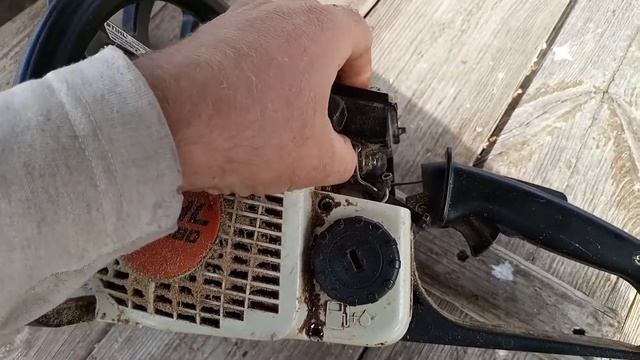 пила Штиль плохо заводиться  - одна из причин.