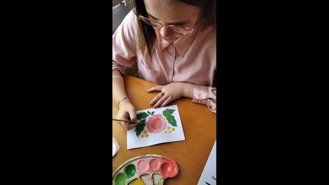 Техника белорусской росписи. Выполнение цветного эскиза на бумаге. смотреть онлайн