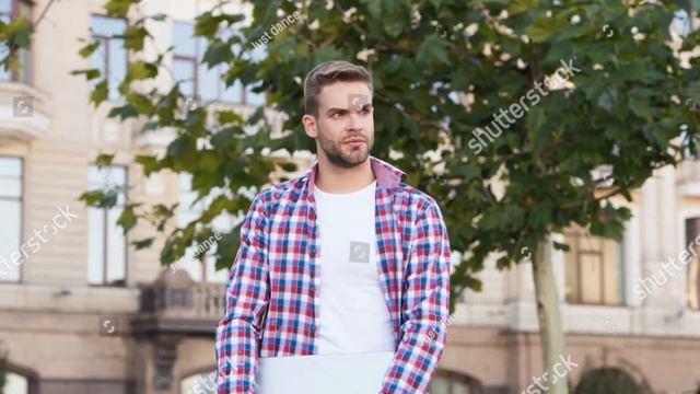 Директор Всего — Фрилансер (MOOD VIDEO) смотреть онлайн