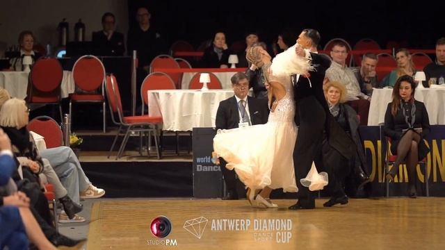 Tomas Fainsil & Violetta Fainsil | Tango | Antwerp Diamond Dance Sport Cup 2023 смотреть онлайн