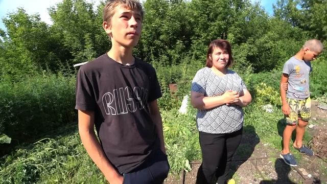 ЗАБЕРЕМЕНЕЛА в 13 ЛЕТ от 45-летнего СОСЕДА. Трагичная история девочки из деревни смотреть онлайн