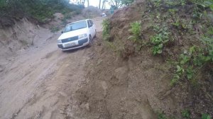 Выезд бухта Валентин Приморский край белый probox