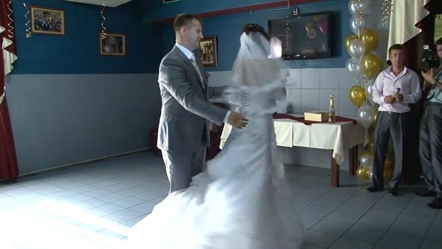 Первый танец Марины и Александра (Full HD) смотреть онлайн