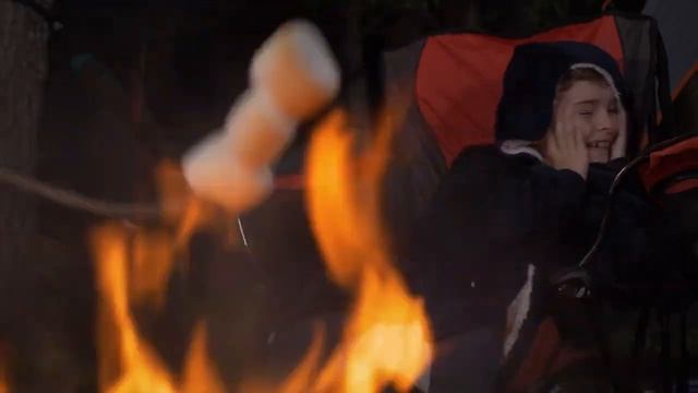 Плед-толстовка (одеяло) с рукавами и капюшоном смотреть онлайн