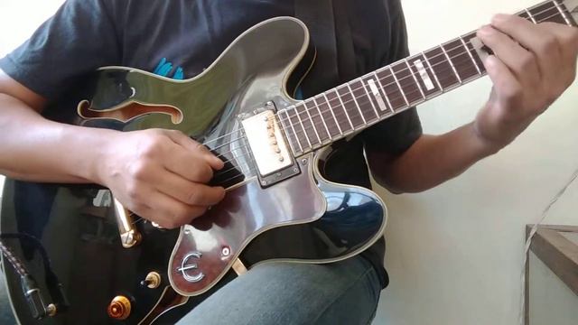 Epiphone Sheraton II смотреть онлайн