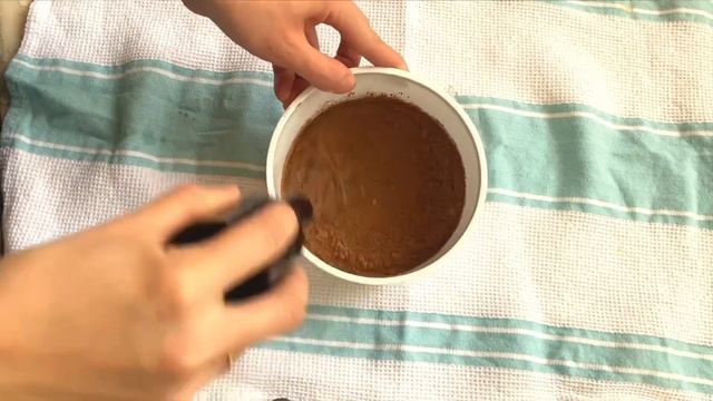 How To Make the Most Amazing Chocolate Cake смотреть онлайн