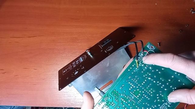 Сабвуфер LOGITECH Z3 что внутри смотреть онлайн