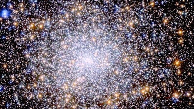 Globular Cluster Messier 15 Has a Secret in Its Heart | ESA Hubble Space Science HD смотреть онлайн