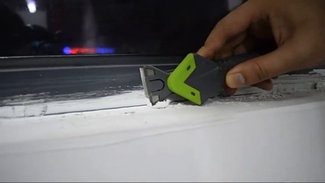 Скребок для снятие и выравнивания селикона смотреть онлайн