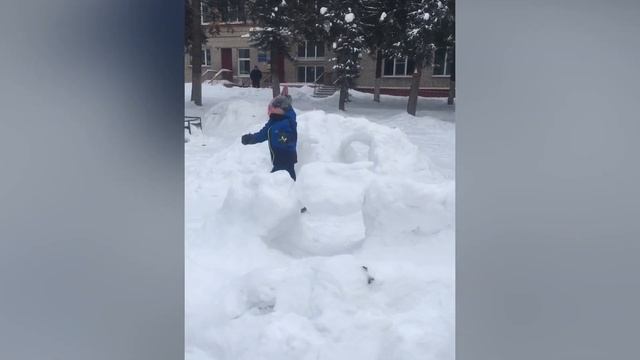 Зимние забавы группа №16 МБДОУ детский сад №42 "Рябинка" 2021-2022г смотреть онлайн