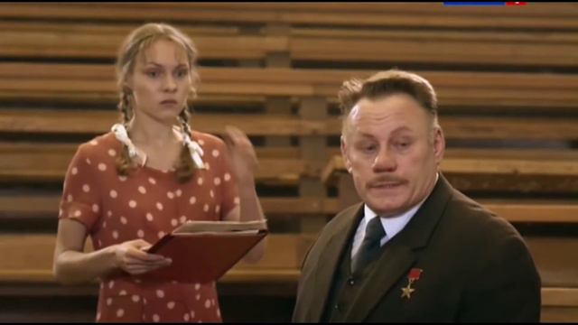 Бедные родственники. Секретарь приемной комиссии - Юра Бондаренко смотреть онлайн