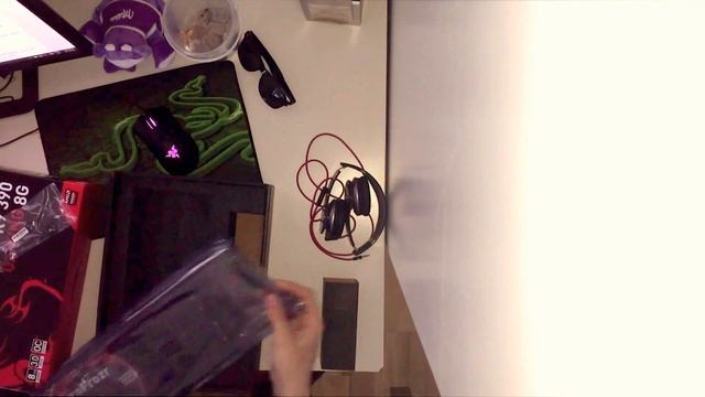 Unboxing ! Graphic Card MSI AMD Radeon R9 390 Gaming 8GB смотреть онлайн