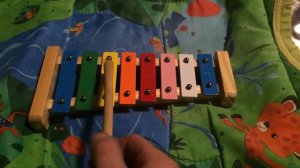 Учимся играть на ксилофоне