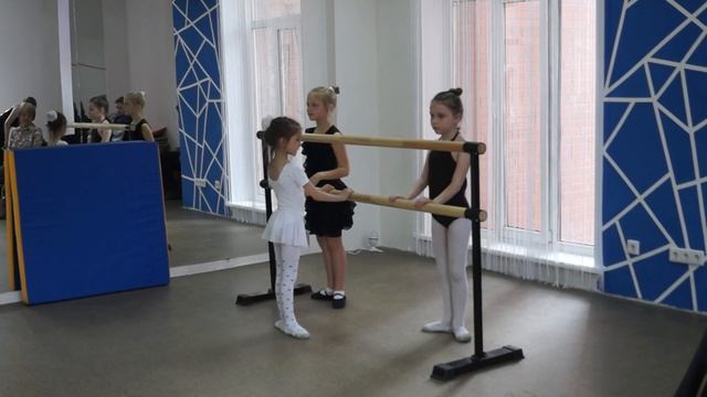 Отчетное выступление - Первый год обучения - PERFORMANCE Art Center.г.Новосибирск смотреть онлайн