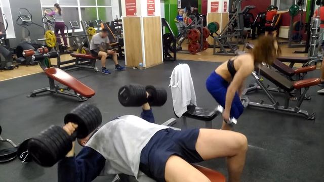 Жим гантелей. 45 кг. смотреть онлайн