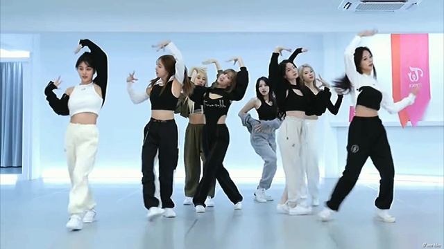 [MIRRORED] TWICE(트와이스) 'The Feels' - Dance Practice (Zoomed) смотреть онлайн