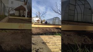 Перенос теплицы без разбора с одного места на другое.