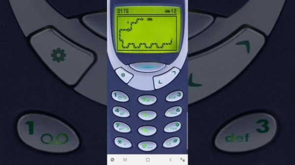 Classic snake game play