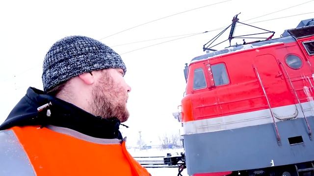 КАК ОН РАБОТАЕТ? / Электровоз / РЖД смотреть онлайн