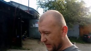 Как заменить задние тормозные колодки без сканера на автомобиле с электроручником?(VAG)