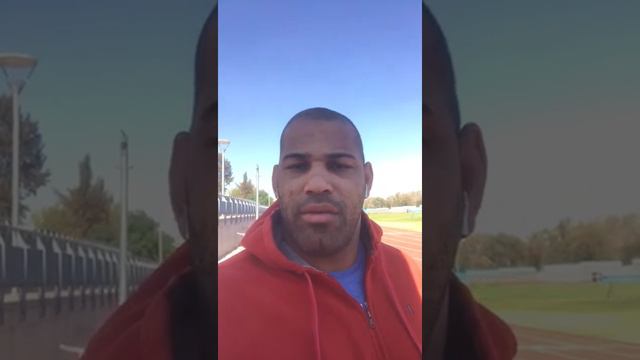 Atleta olímpico Yasmani Acosta realizará un fuerte y solidario desafío смотреть онлайн