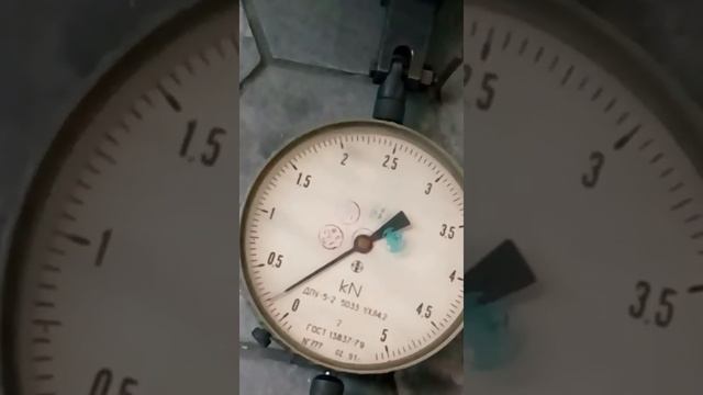 Испытание кабеля ОКЛБг-5-ДМ(2,7)П-2*4Е1 на установке растяжения часть 3 из 3 смотреть онлайн