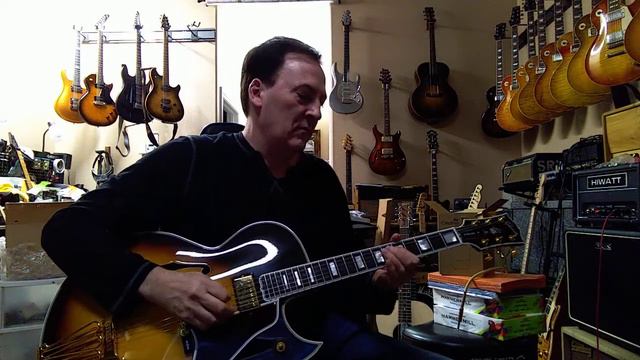 Gibson Byrdland -- one of the most unique guitars Gibson ever made. смотреть онлайн