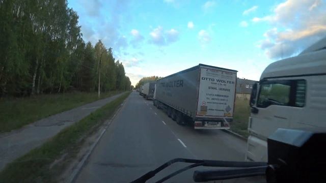 ГОТОВИТ ЗАВТРАК В БОМБОЛЮКЕ,СОМНИТЕЛЬНАЯ КОНЦЕПЦИЯ. смотреть онлайн