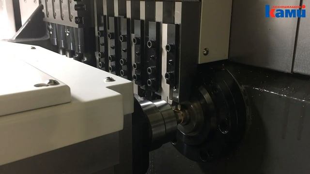 Автомат продольного точения SKM TCM _ СИНХРОННАЯ ОБРАБОТКА СО ШПИНДЕЛЕМ И ПРОТИВОШПИНДЕЛЕМ