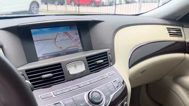 2015 Infiniti Q70- 35 k miles!! смотреть онлайн