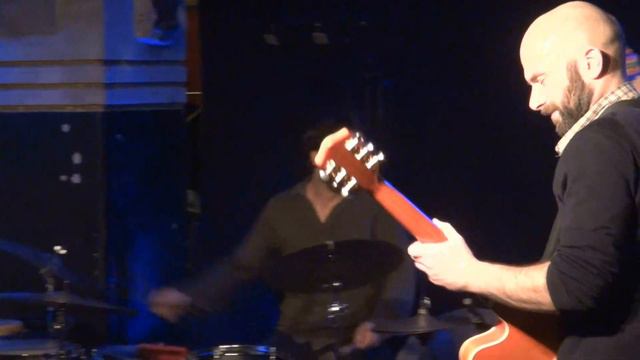Mark Solborg, guitar - Francesco Bigoni, sax - Niels Davidsen, bass - Håkon Berre, drums смотреть онлайн