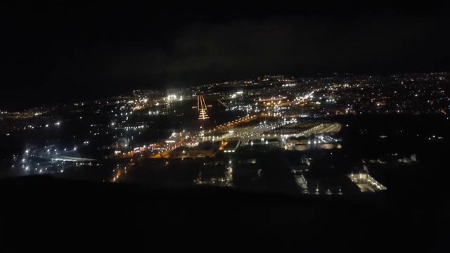 Landing at Napoli Capodichino LIRN/NAP ILS RWY 24 смотреть онлайн