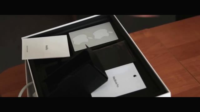 Pаспаковка Macbook Pro Retina смотреть онлайн