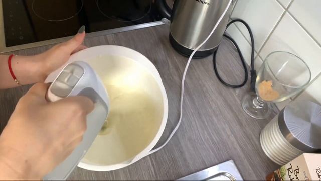 Всего 3 ингредиента! Мороженое ПЛОМБИР в домашних условиях - рецепт - мы в Германии смотреть онлайн