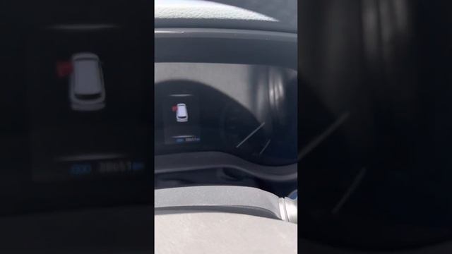 Toyota Sienna XLE Hybrid 2021 (отрывок из видеотчета клиенту) машина в наличии в Дубае смотреть онлайн