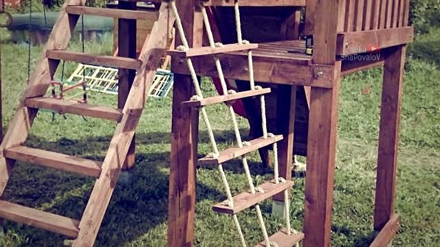 Сборка детской игровой площадки из дерева своими руками смотреть онлайн