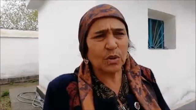 Сабохон рассказывает о том, как они управляют водой в Риштане смотреть онлайн