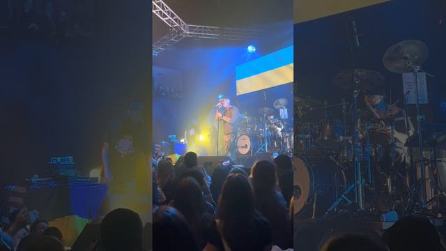 Бумбокс «Ой у лузі червона калина…» LIVE San Francisco North American tour смотреть онлайн