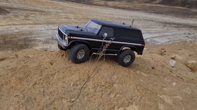 проводочка Traxxas TRX4 Ford Bronco 1986 смотреть онлайн