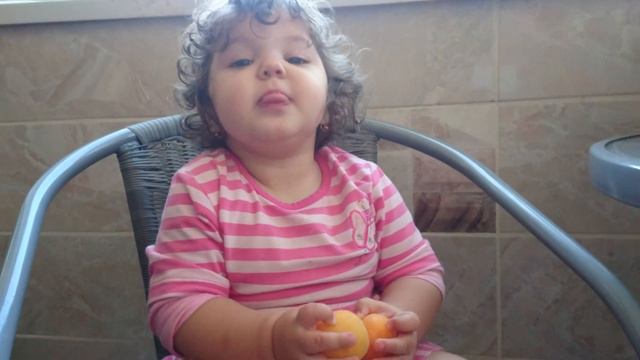 👣FRUITS 4K VIDEO ||Only me and you ||today I only eat apricot and peach смотреть онлайн