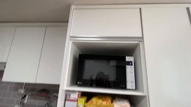 РУМТУР моей маленькой квартиры в Сеуле! Виды жилья и цены в Корее #румтурвкорее смотреть онлайн