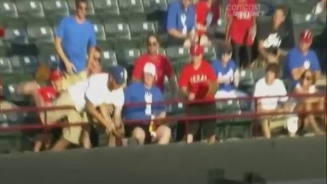 Josh Hamilton 'Distraught'; Texas Rangers Baseball Fan Dies, 2011 смотреть онлайн