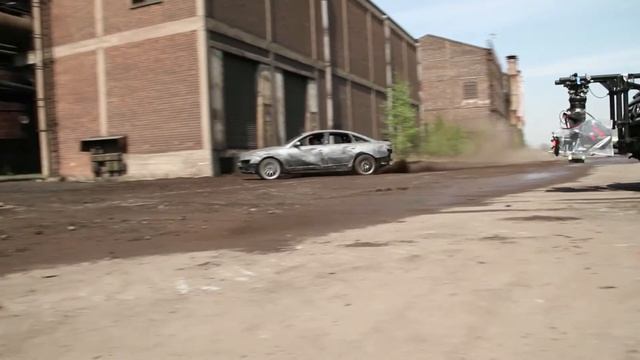 Largo Winch 2: "Making of" course poursuite смотреть онлайн