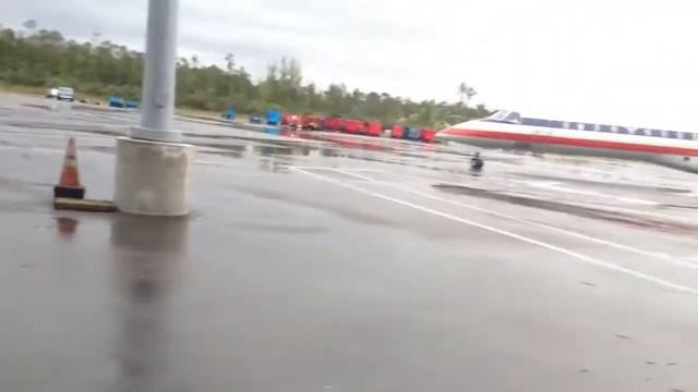 Nassau airport смотреть онлайн